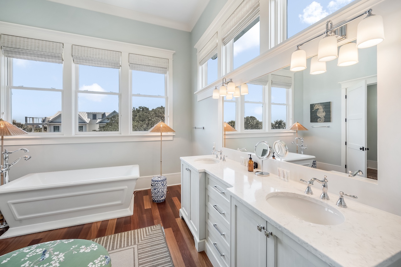 Bathroom 1: Shower + Tub Shore Thing | 4001 Palm Blvd | Isle of Palms, SC | IOP Escapes
