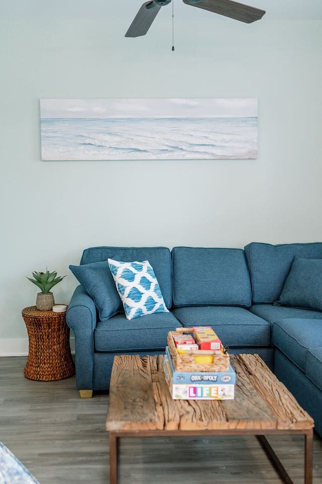 A warm and welcoming gathering space designed for making vacation memories.