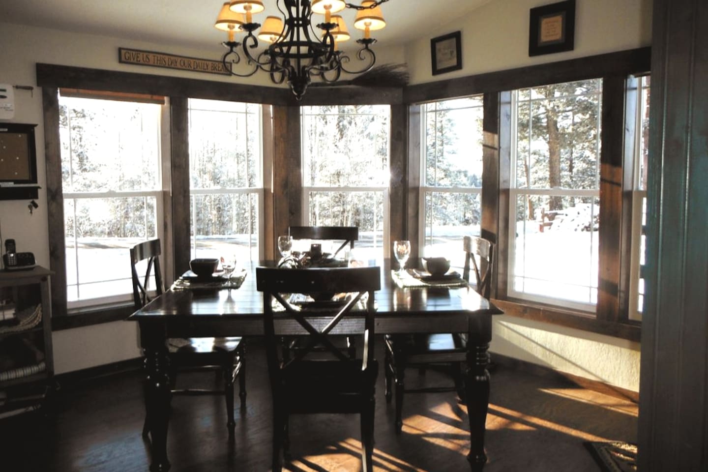 Dining area, can seat up to 8, access to deck and propane grill