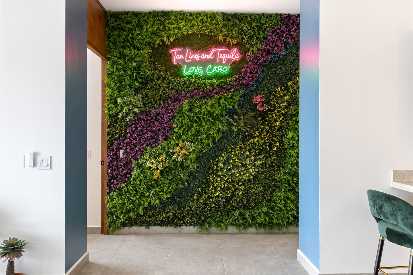 Elevate your stay with our stunning custom nature wall, showcasing handcrafted art —adding a tranquil, unique touch to our unique Airbnb retreat.