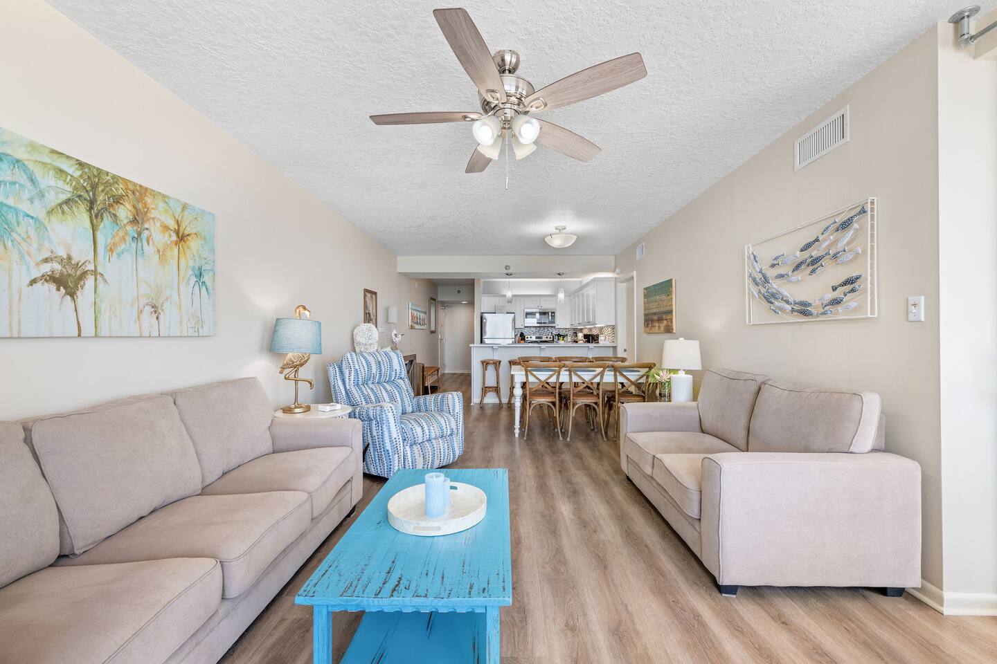 Plenty of room to move around, and pullout queen bed in the larger sofa.