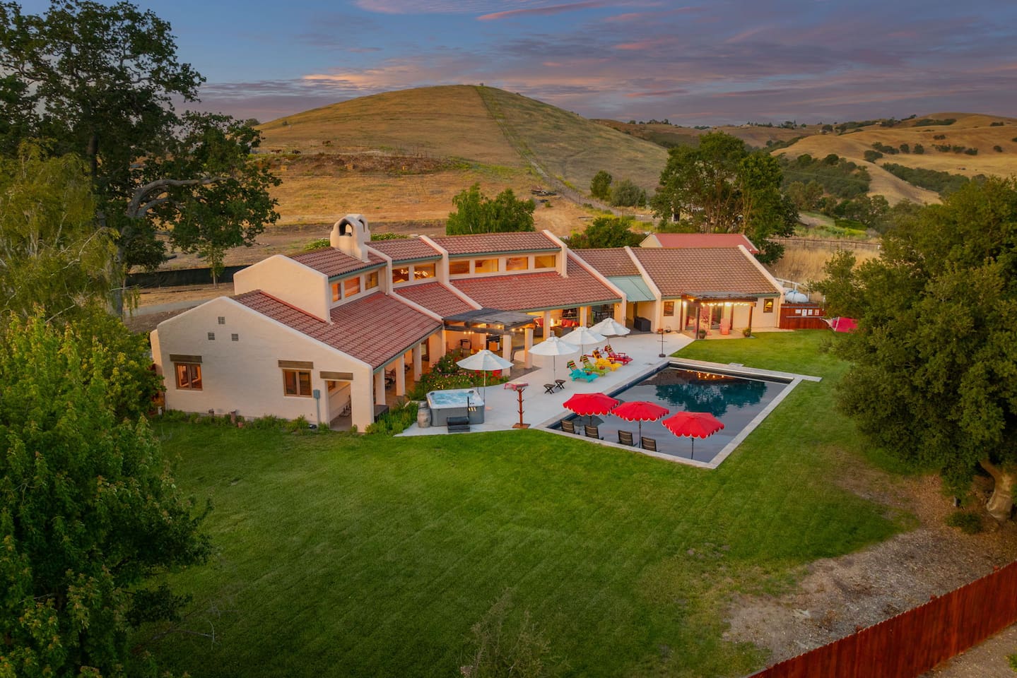 Peaceful, private backyard