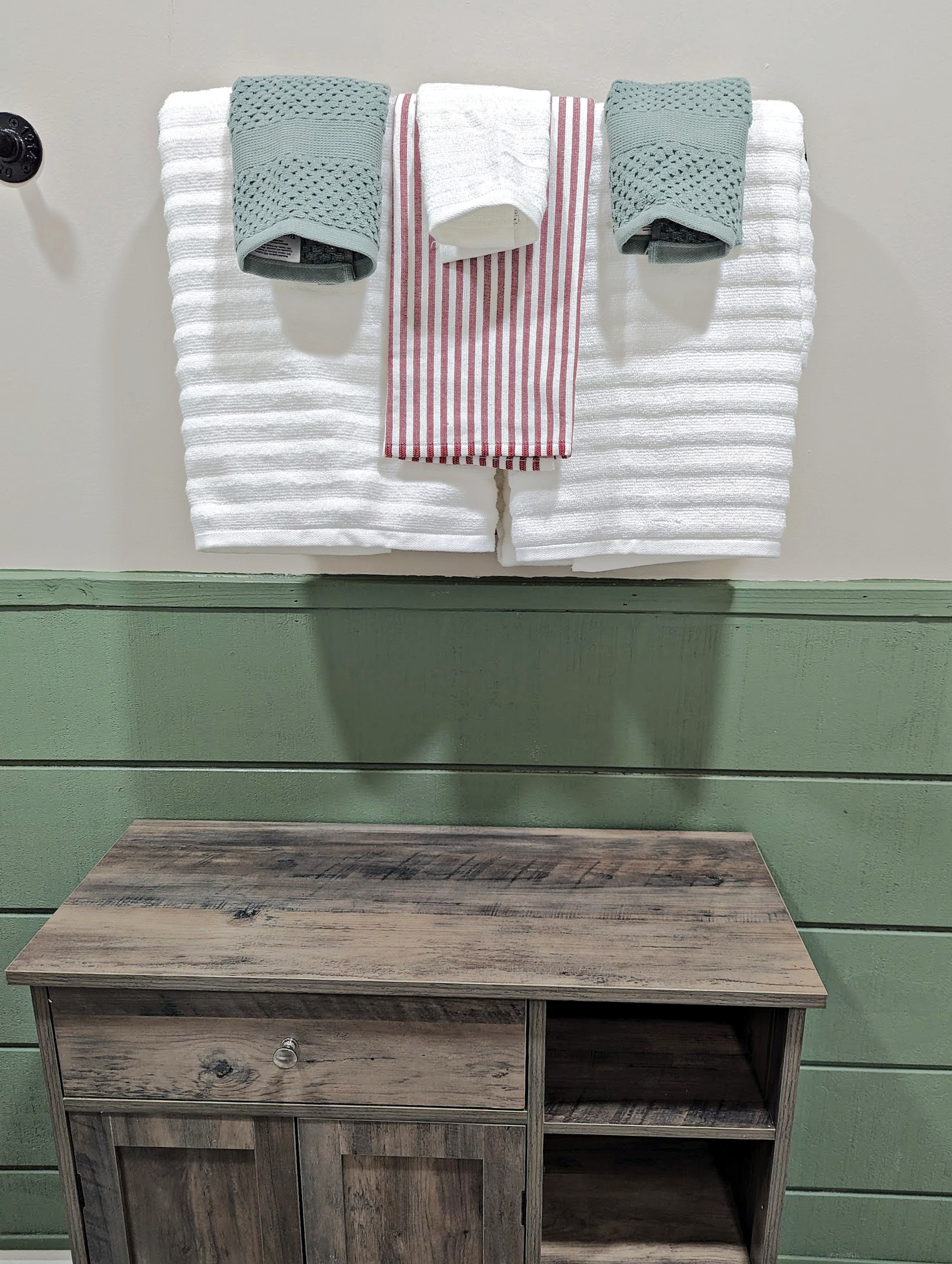 Even in our small space we have a place to put your toiletries while staying with us.