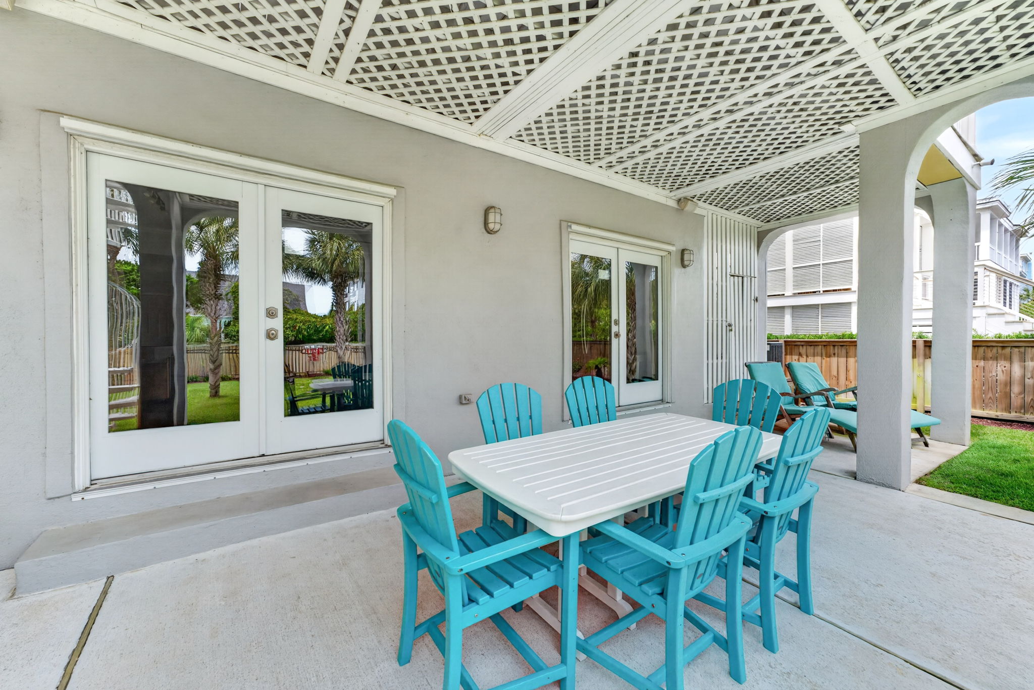 Back patio | Twin Palms | 914 Carolina Blvd | Isle of Palms, SC | IOP Escapes