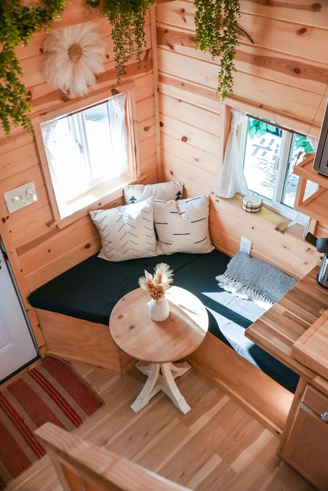 Enjoy your coffee in our nook living room. 
