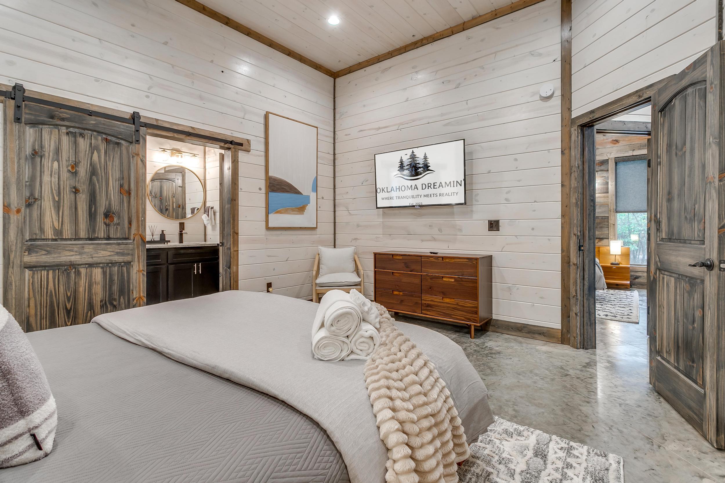 Smart tv for late night viewing