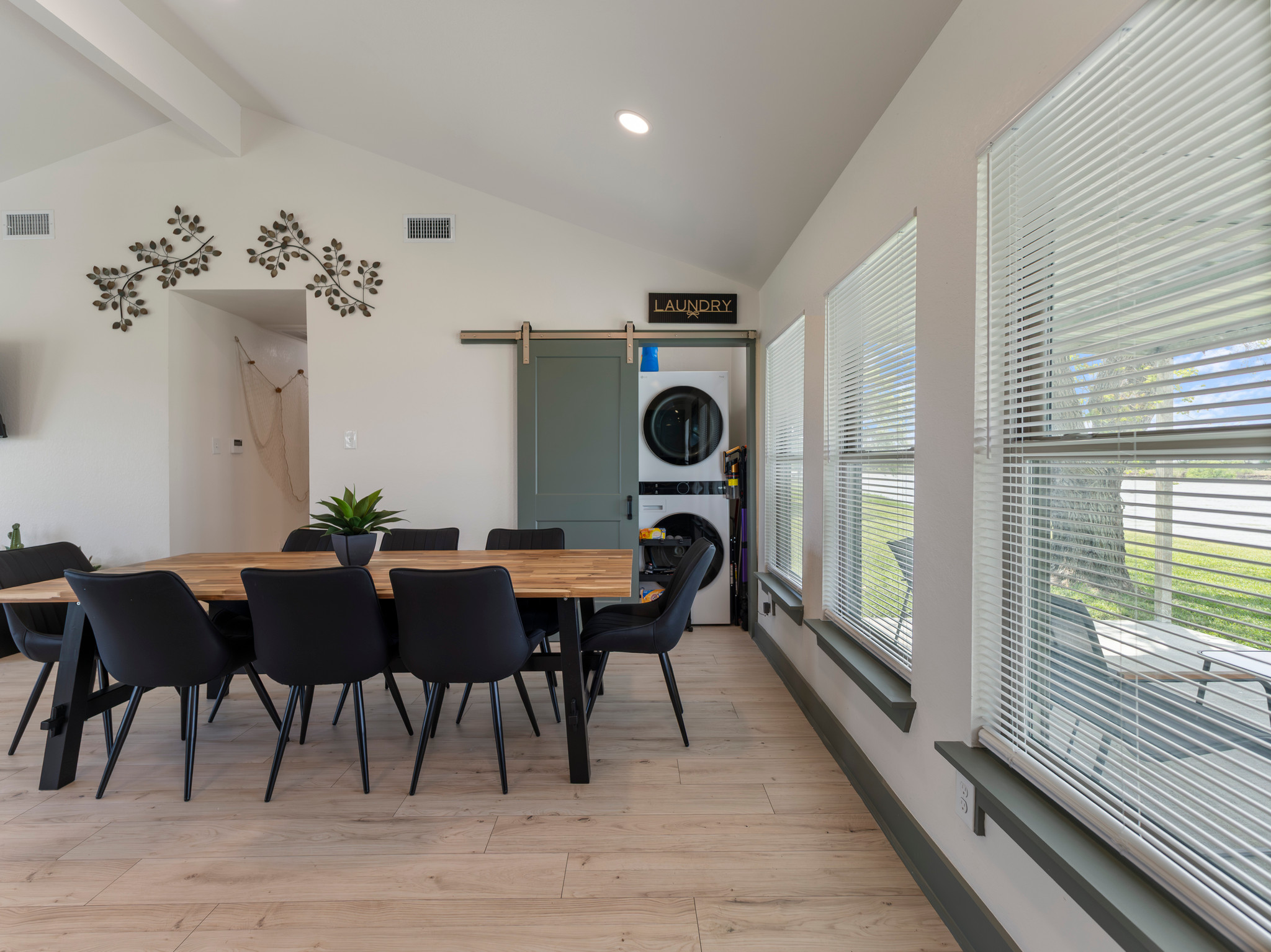 Dining and laundry area