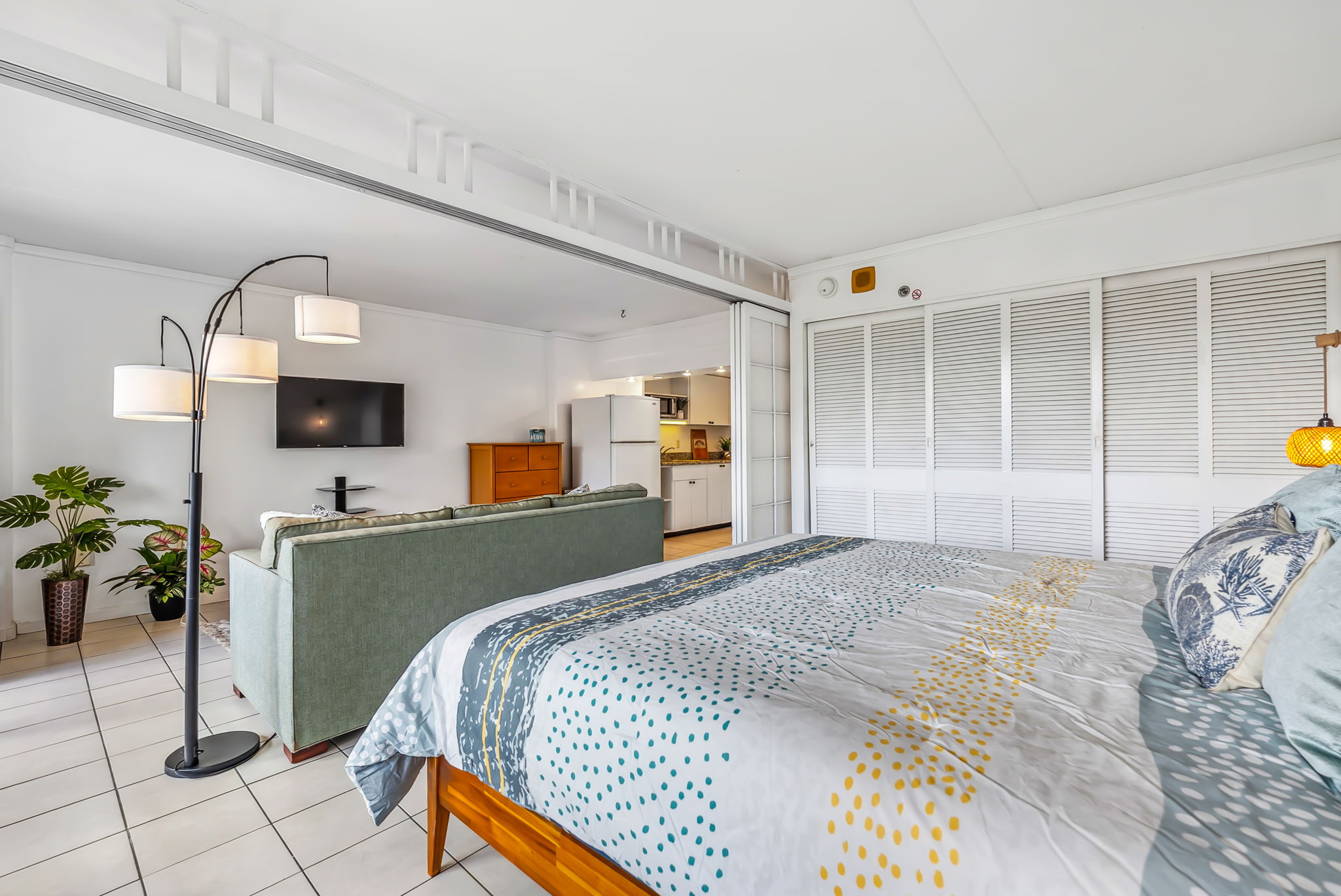 Main bedroom area with open floor plan.  Use the shoji sliding door to create private space in main bedroom area with King bed