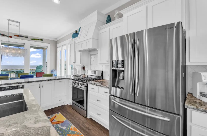 01433fbbc32344a59a236e62e55ea203 | Beachhouse | Texas | TX | Vacation Homes | Galveston | Crystal Beach | Kokomo | Breezy Days | Beachfront Elegance | Sunrise Serenity | Southern Sands Property Management, LLC