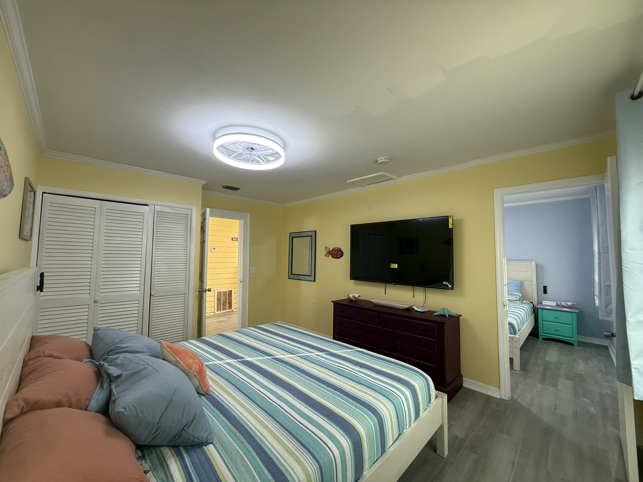 King Size Bed in Bedroom #2