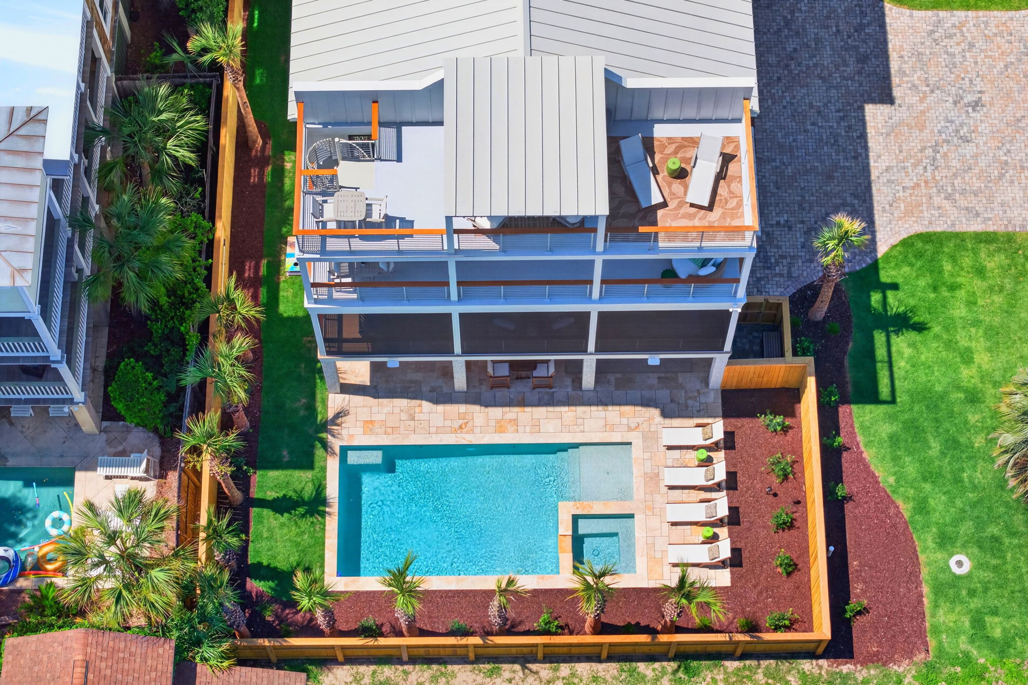 Aerial of pool and rooftop deck | Tahanan Palms | 3 38th Ave | IOP Escapes