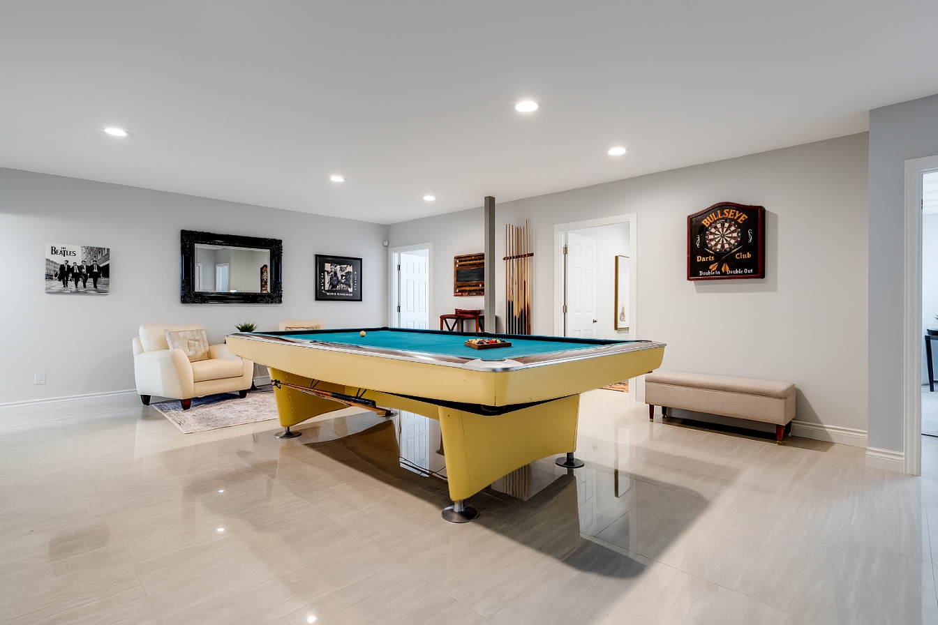 Pool table/ Game room