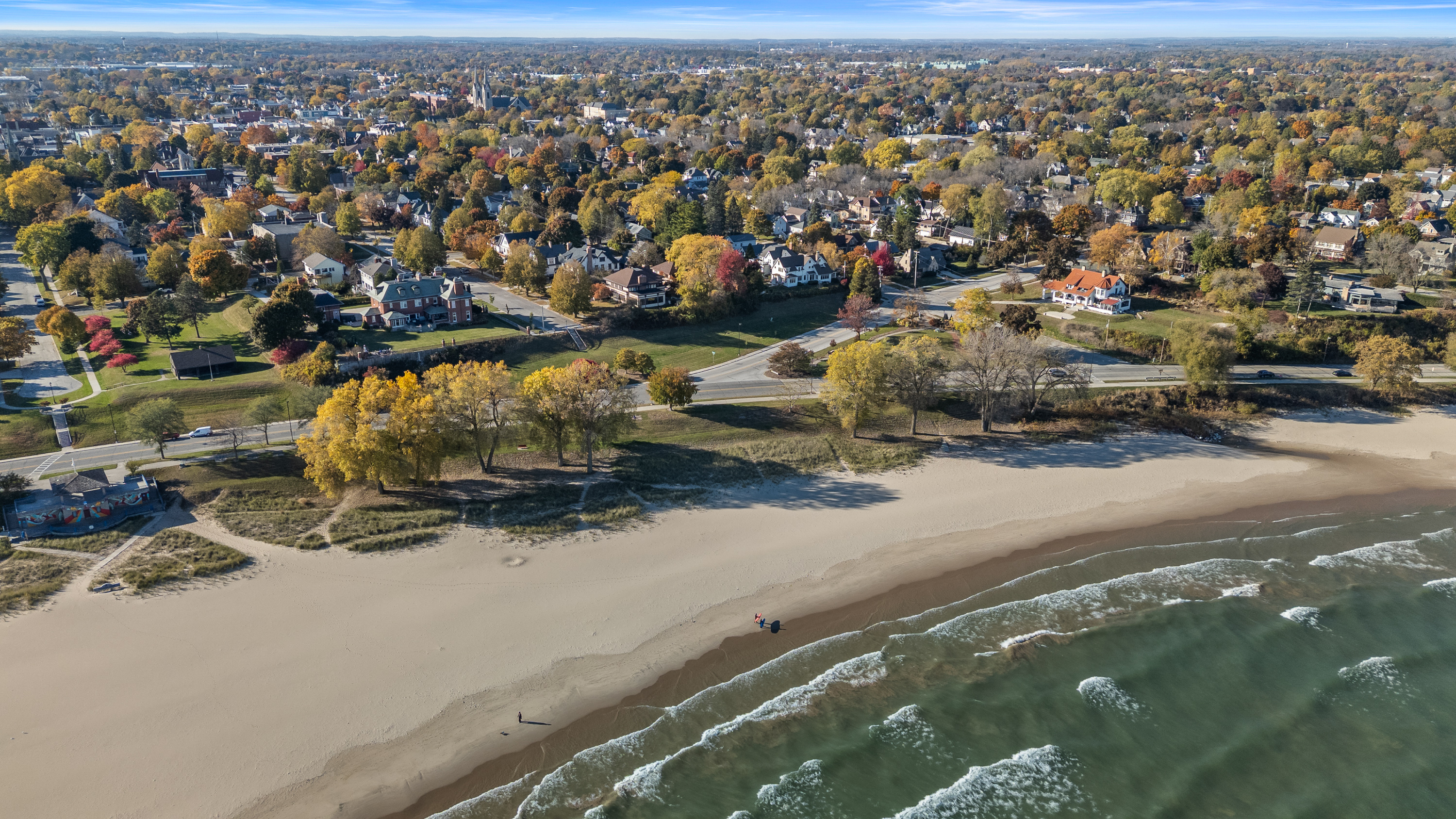 Enjoy a daily stroll by the beach in any season.