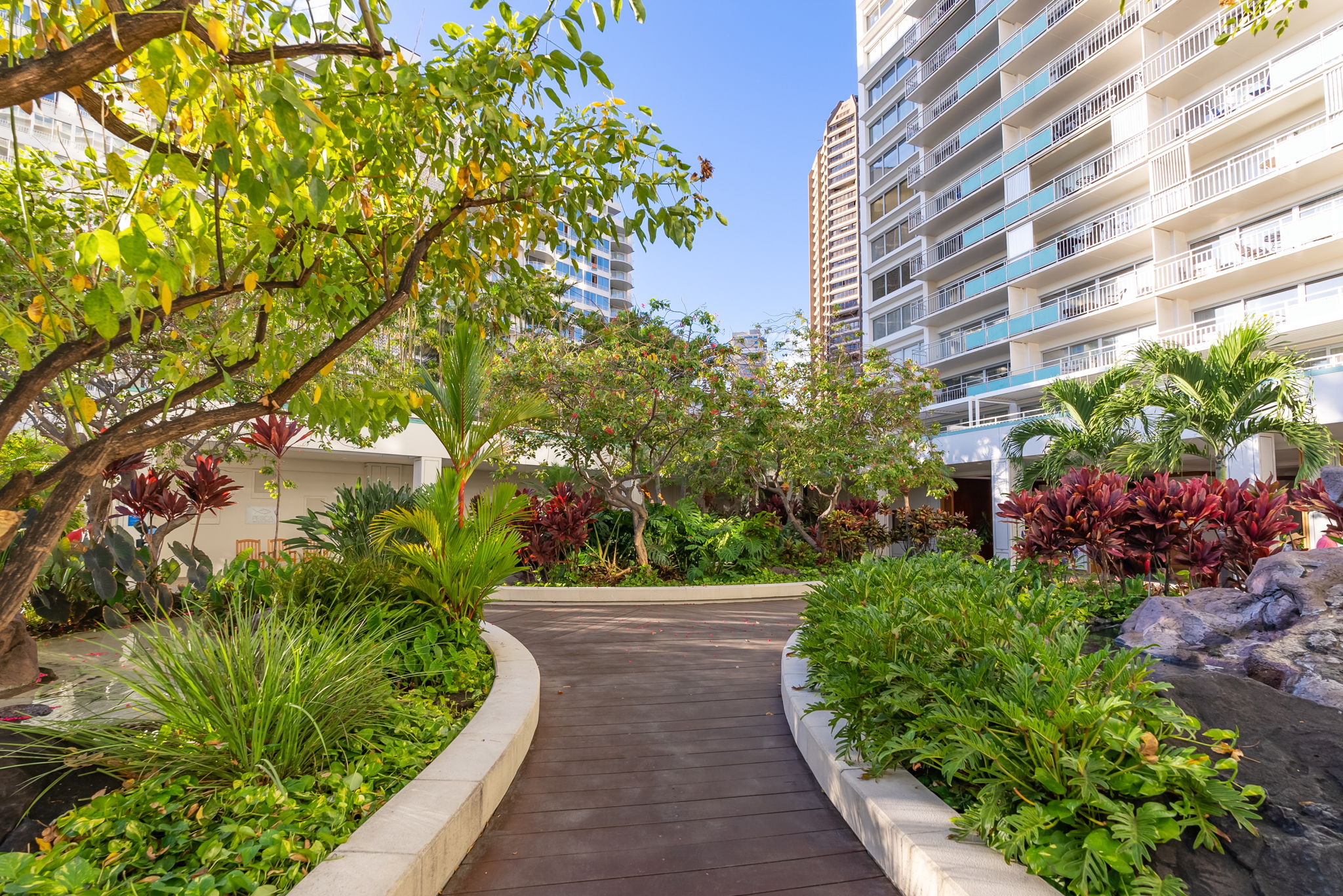 Garden area lobby level