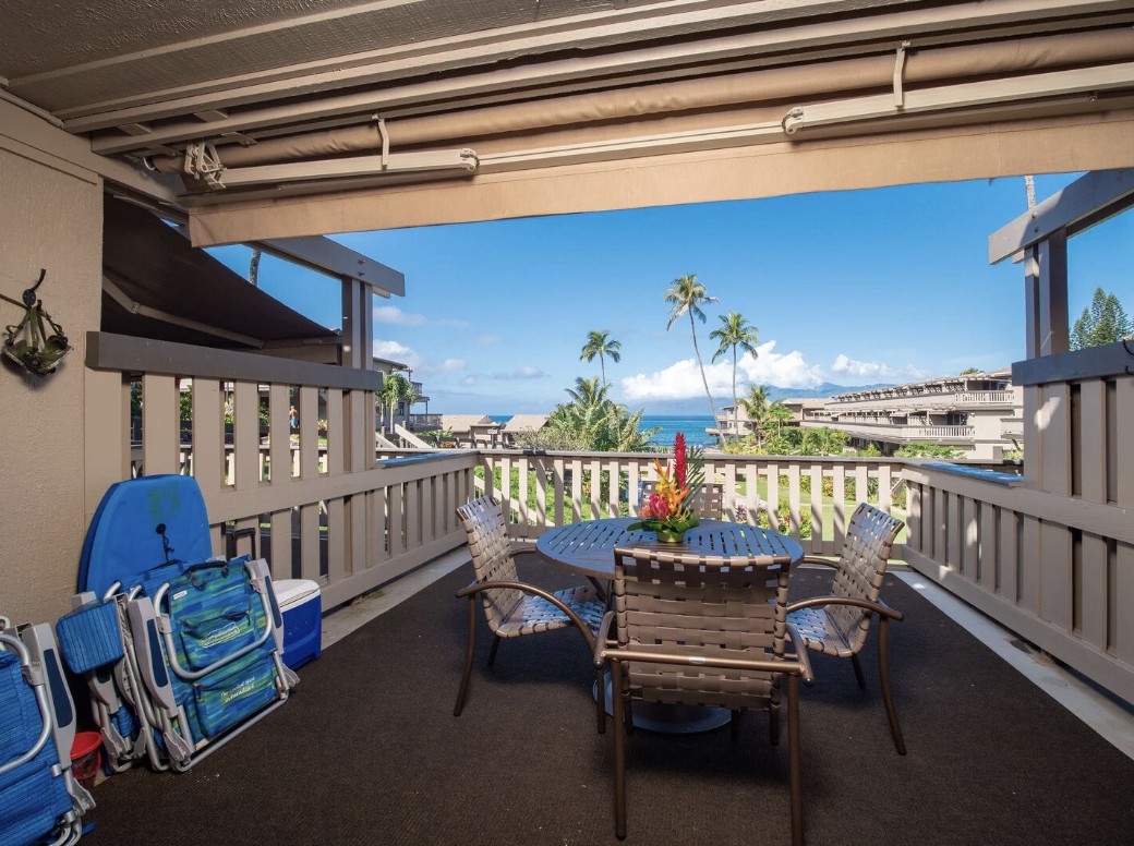 Living room Lanai