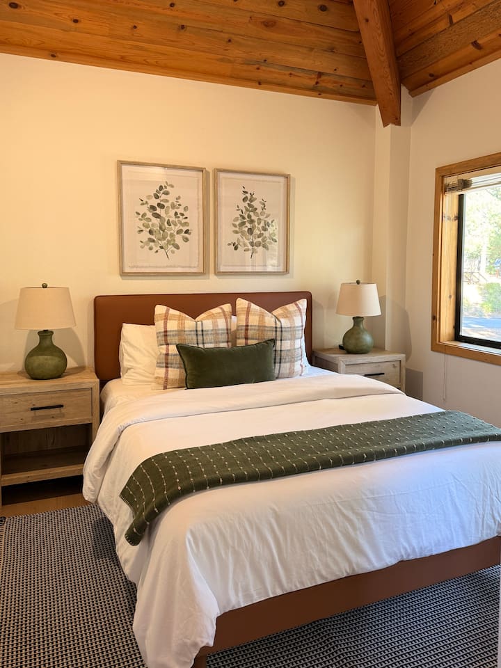 Emerald Bay Room