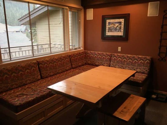 Dinning area 2 of 2.