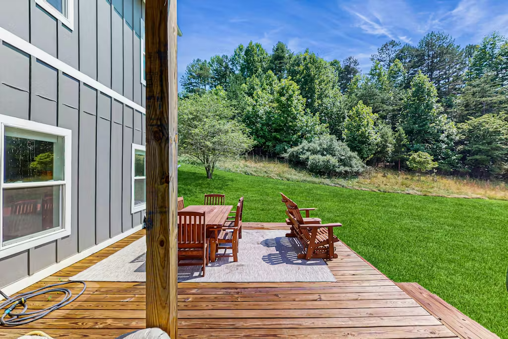 Porch area