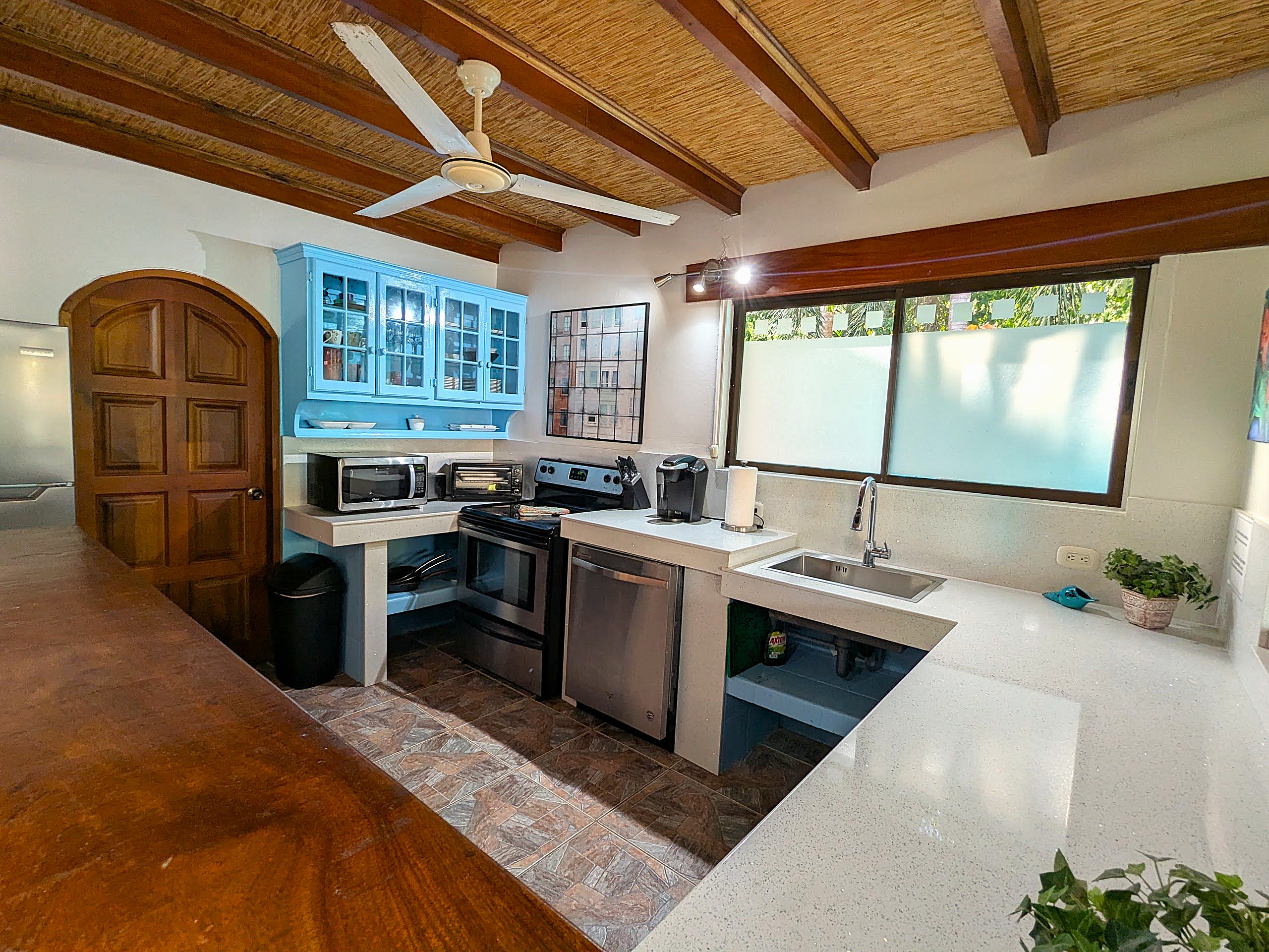 Newly upgraded shared kitchen