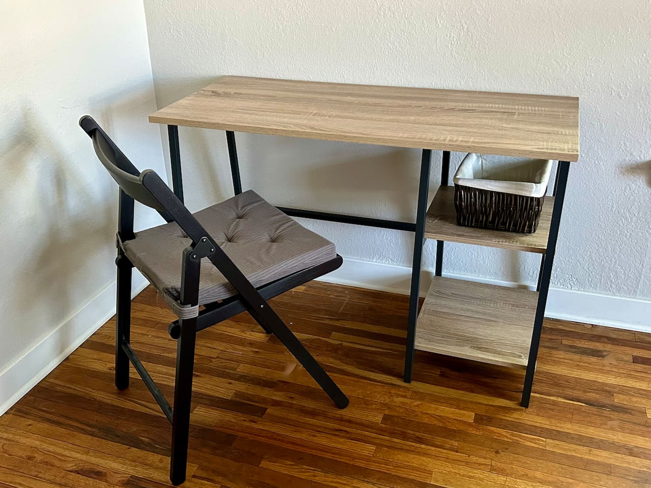 Dedicated work space/desk inside Bedroom #1. 
