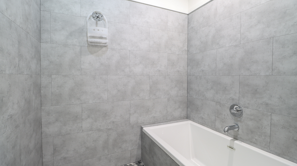 Beach House Large Bathroom