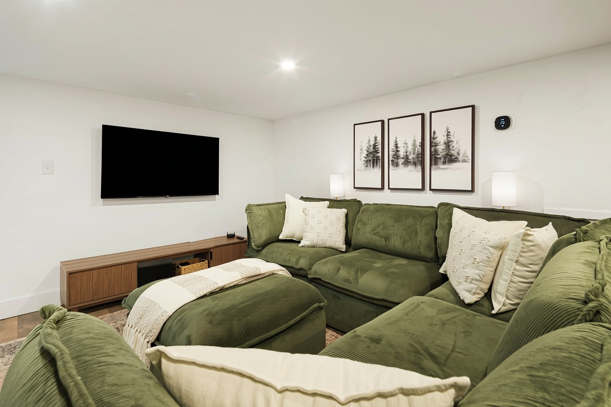 Super comfortable sectional and ottoman. 