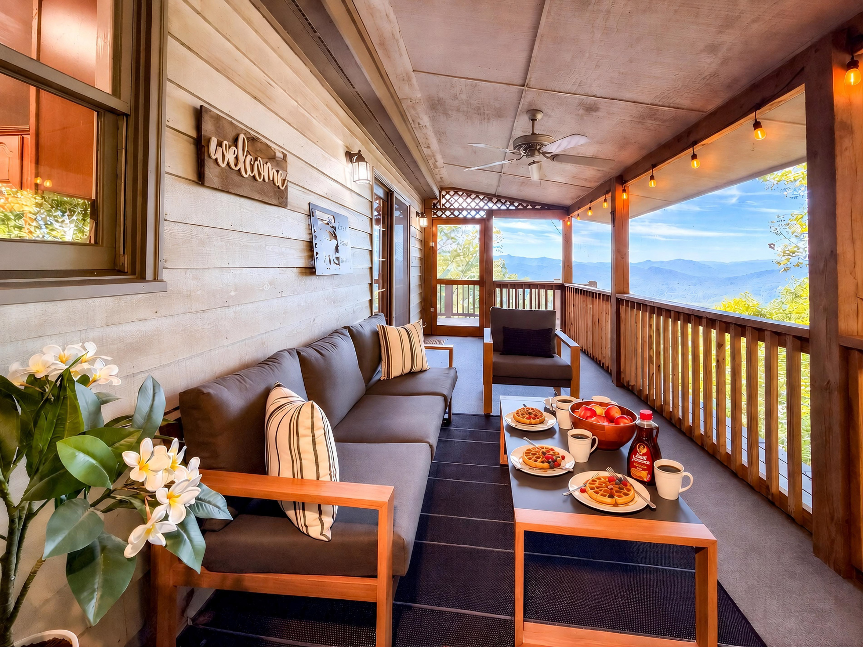 This is my favorite spot to relax throughout the year! Our screened-in porch offers stunning, immersive views of the Smoky Mountains, allowing you to enjoy the peaceful sights and sounds of nature—from birds chirping to deer passing by—in complete comfort.