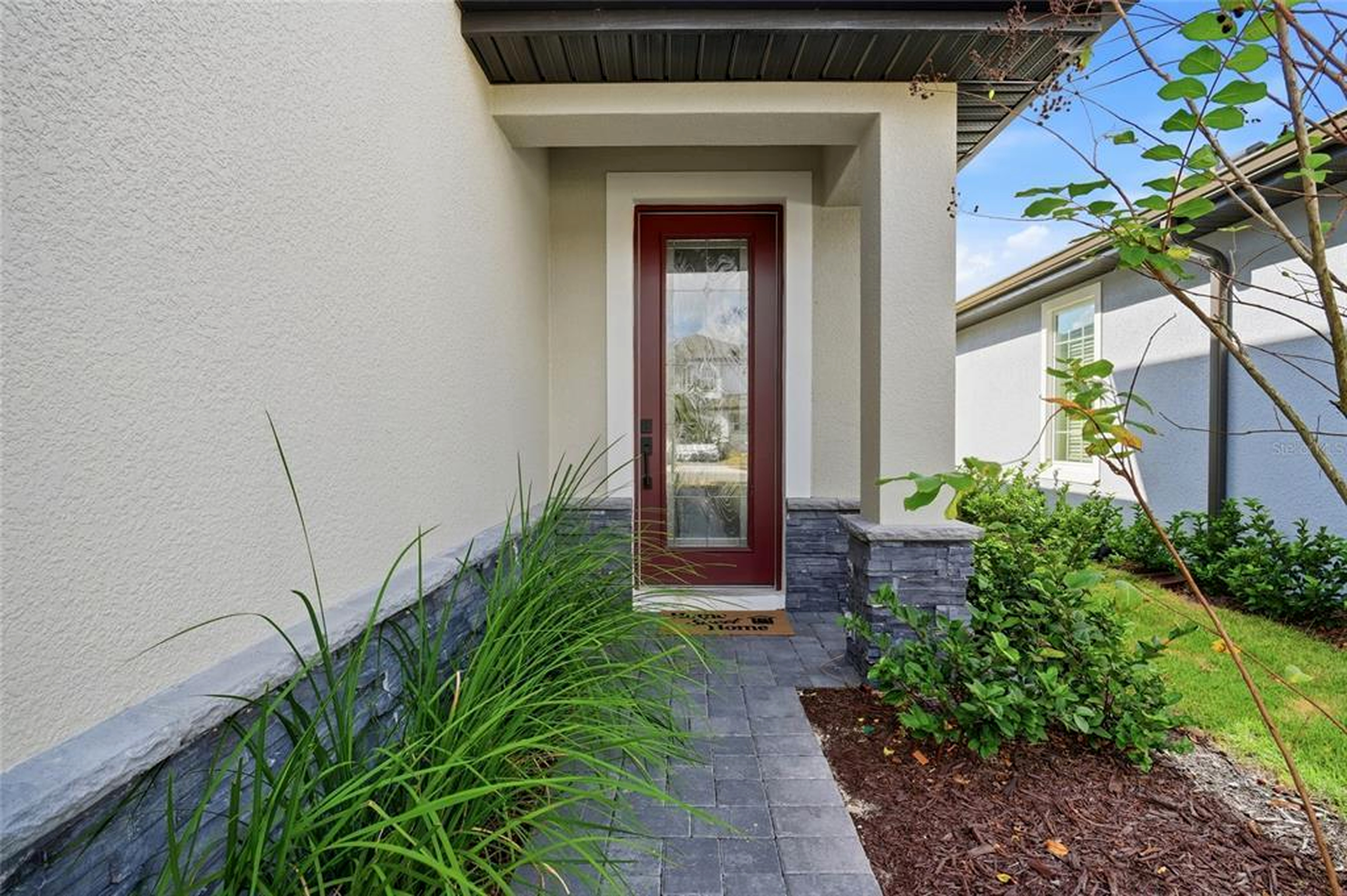 Super spacious new house at Reunion Village!