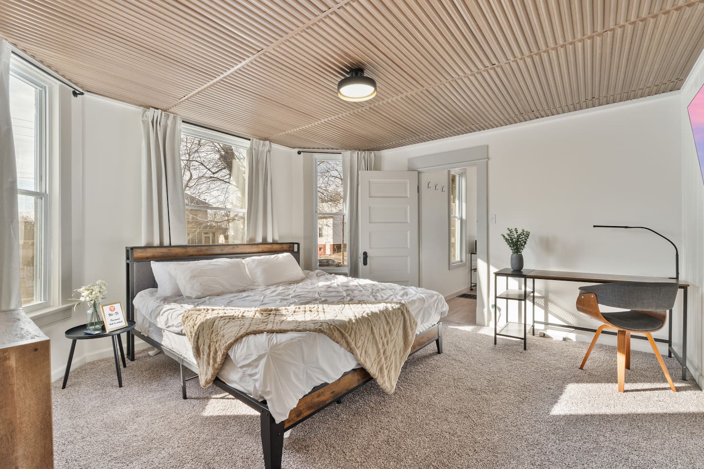 Second large bedroom features a King size memory foam cooling matress. Extra bedding is provided, as well as a dedicated work space and 50" roku smart TV.