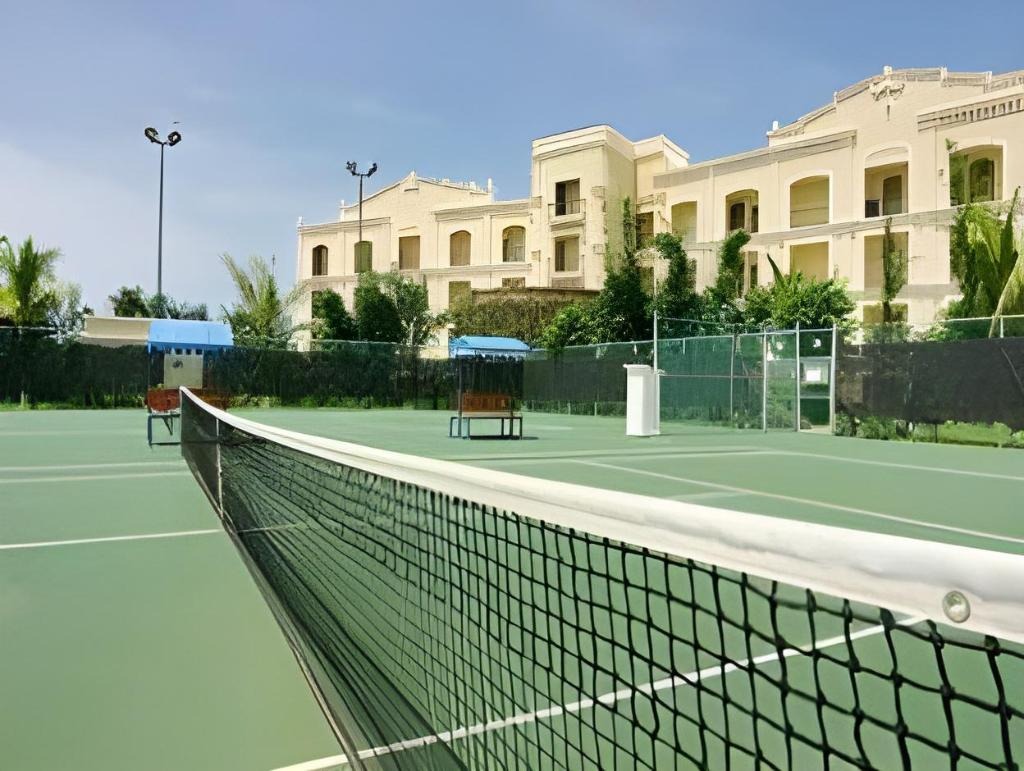 Tennis at Pueblo Bonito Emerald Bay, Vacation Travel Exclusives