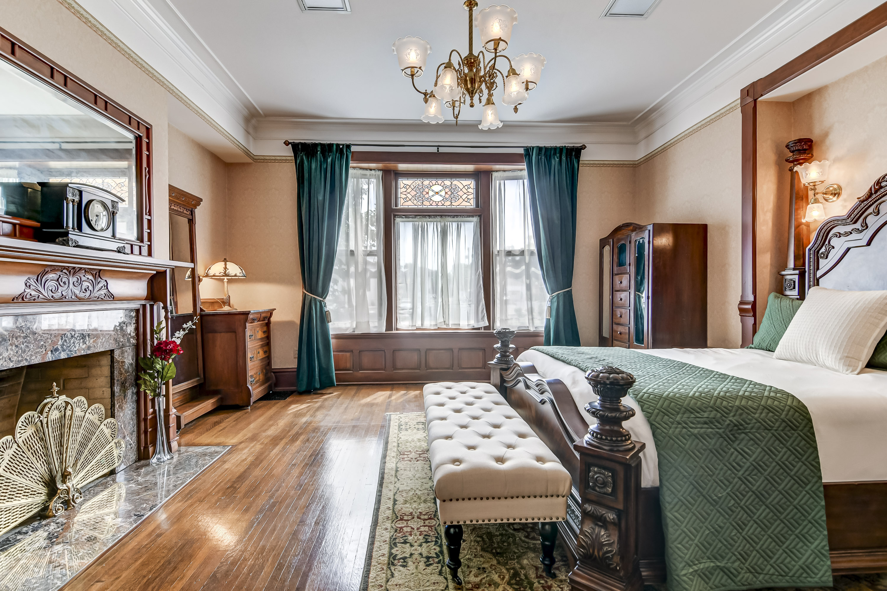 The Bressmer - Bedroom 2