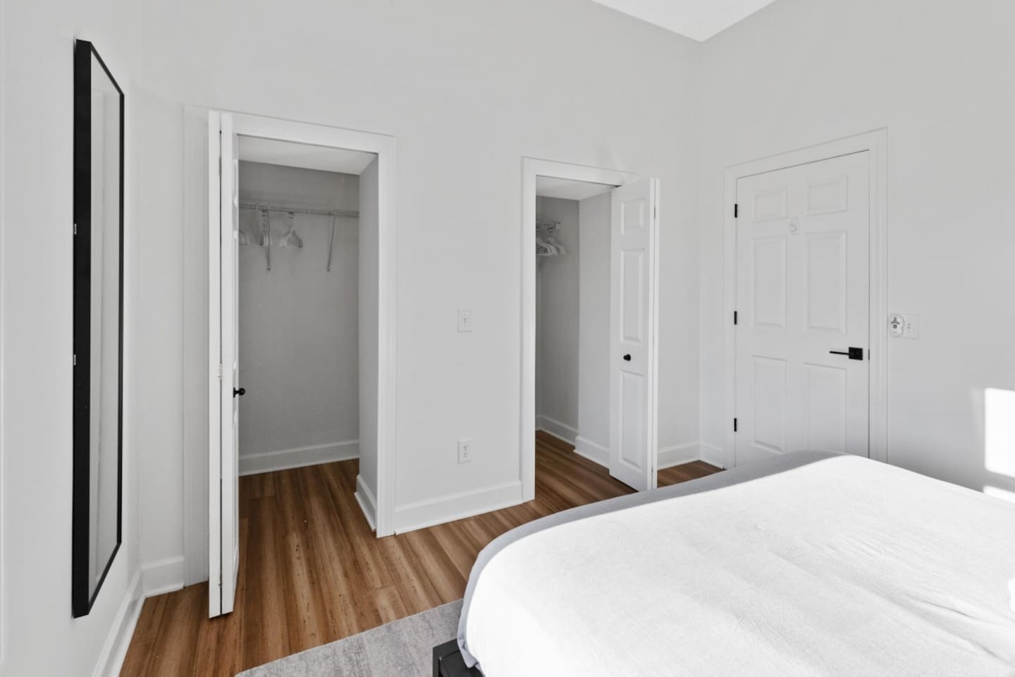 "If you’re looking to visit Detroit, this is a perfect spot to stay. Such charm for such an old historic building. Very clean, simple to get into and out. Our host was amazing." - Alan, 5 Star Review