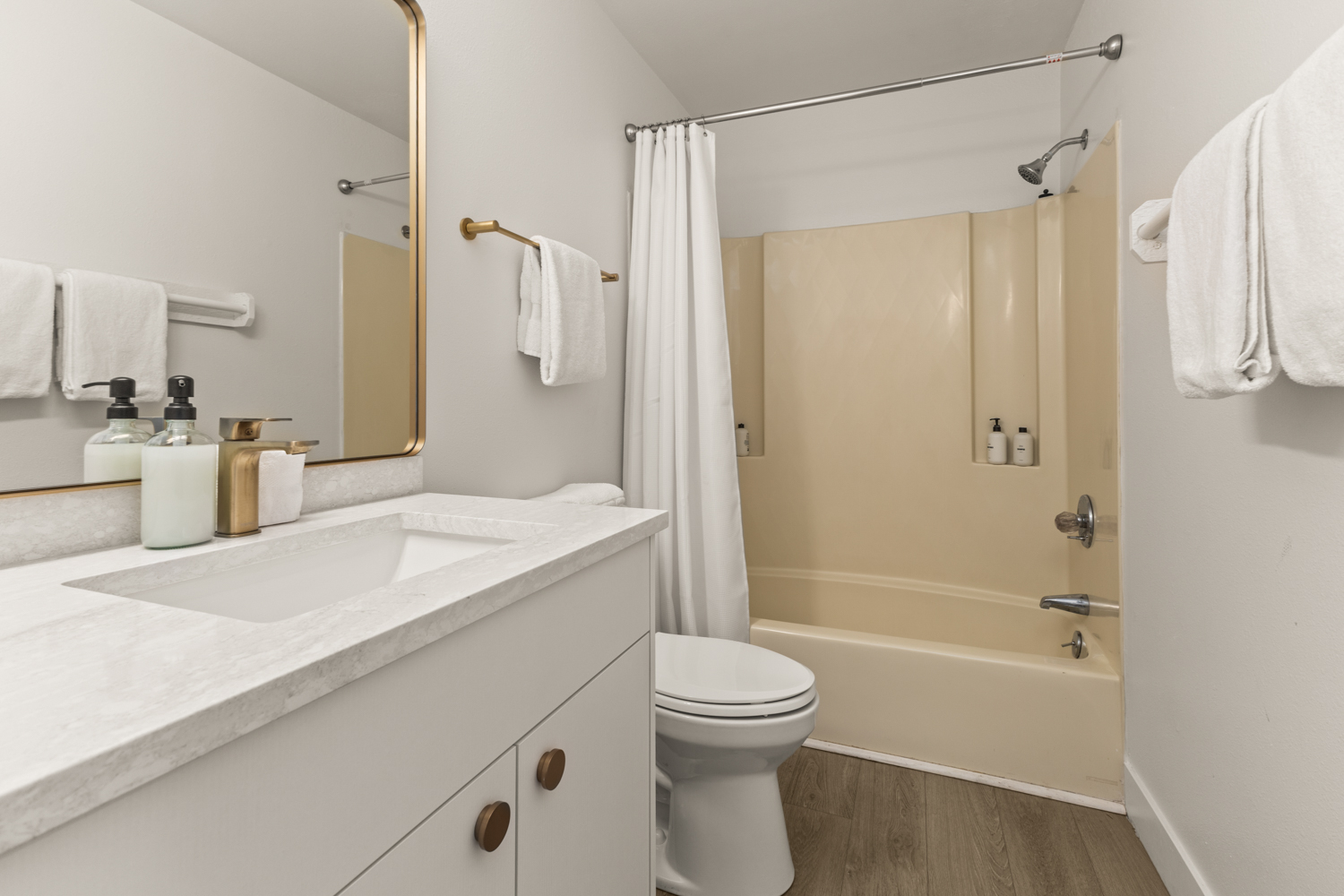 Bathroom #1 | Toilet | Tub | Shower