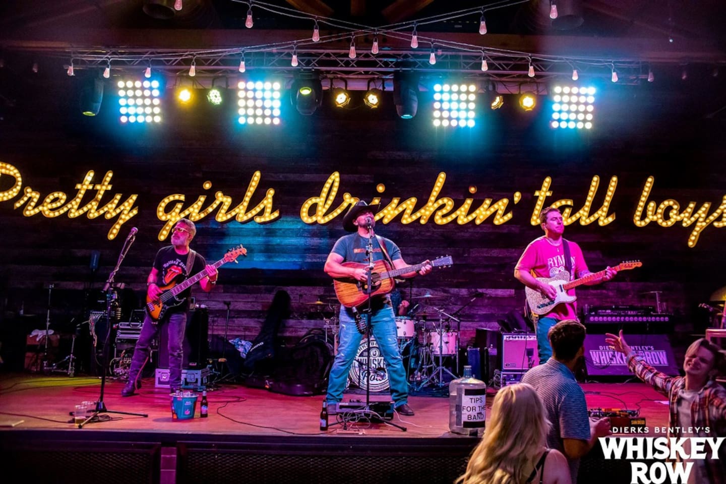 Dierks Bentley's Whiskey Row 0.4 miles (3 minute drive / 8 minute walk)