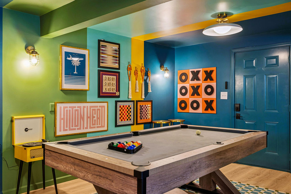 Ever played chess on a wall? This is your chance