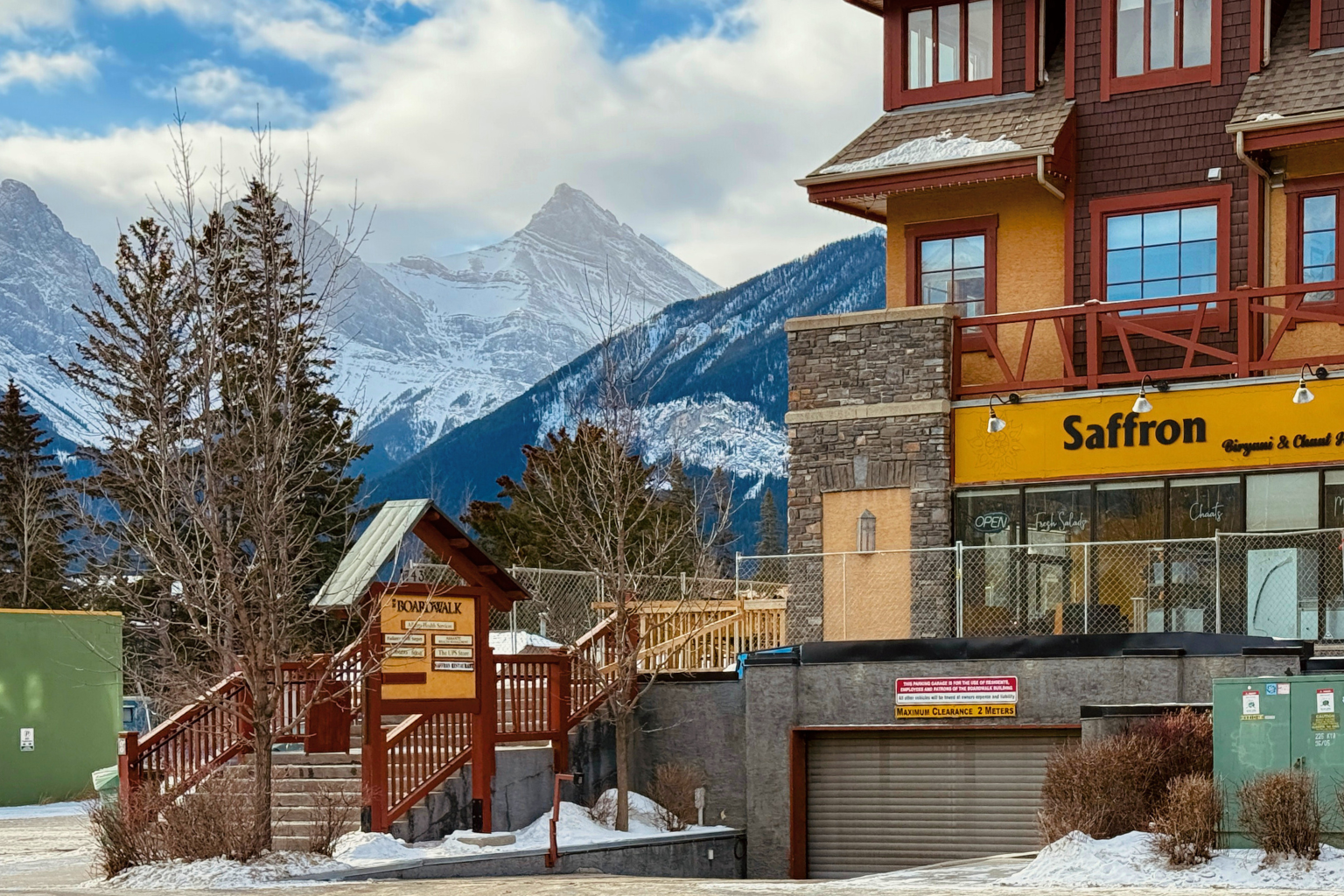 The property is marked with a small 'Boardwalk' sign.
