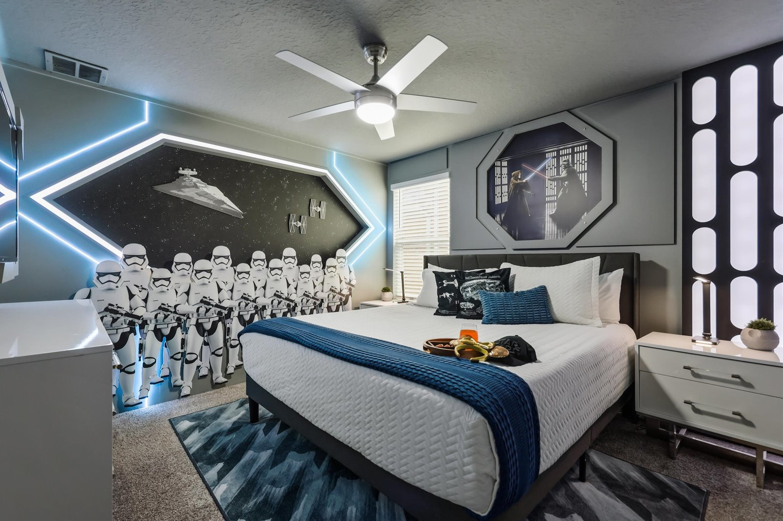 Star WArs king bedroom