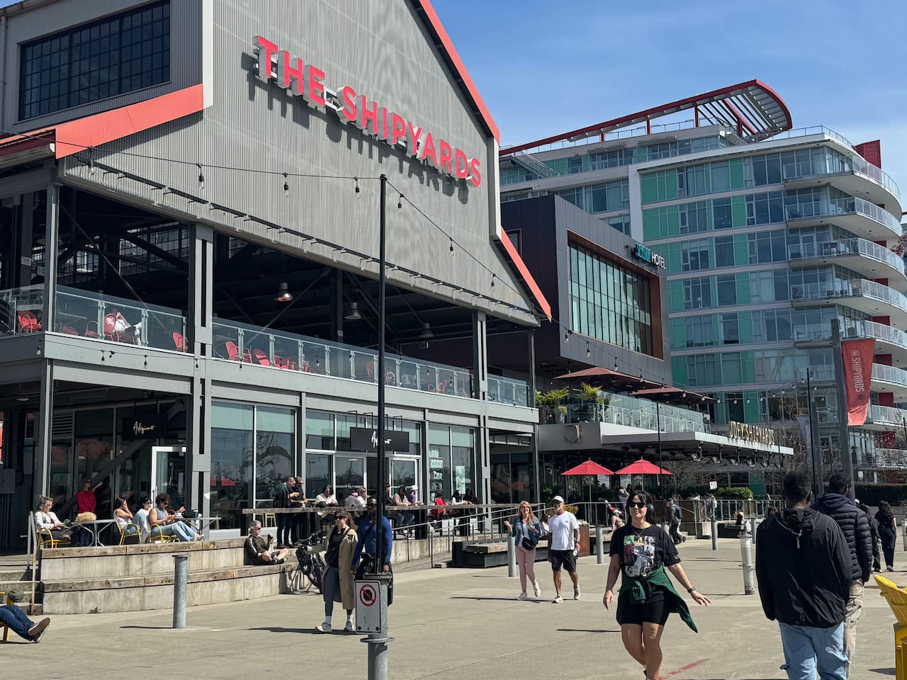 The Shipyards at the foot of Lonsdale, showing some of the restaurants and walkways 
