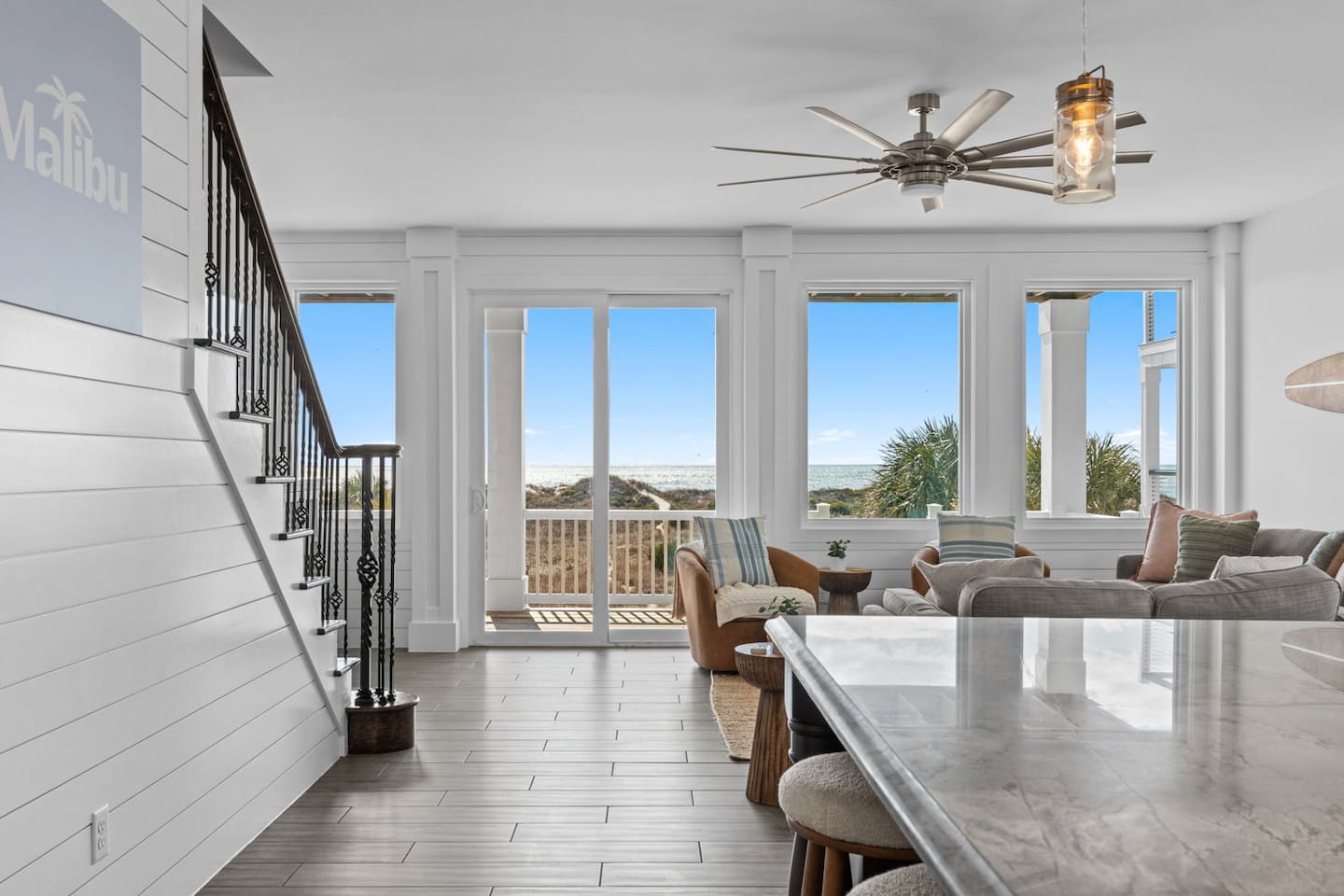 The view as soon as you enter the property.