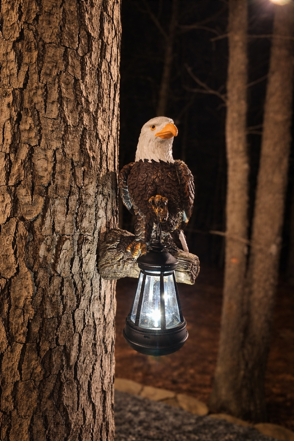 A charming eagle lantern lights the forest path, adding a warm glow and thoughtful detail that reflects the spirit and romance of Eagle Retreat.
