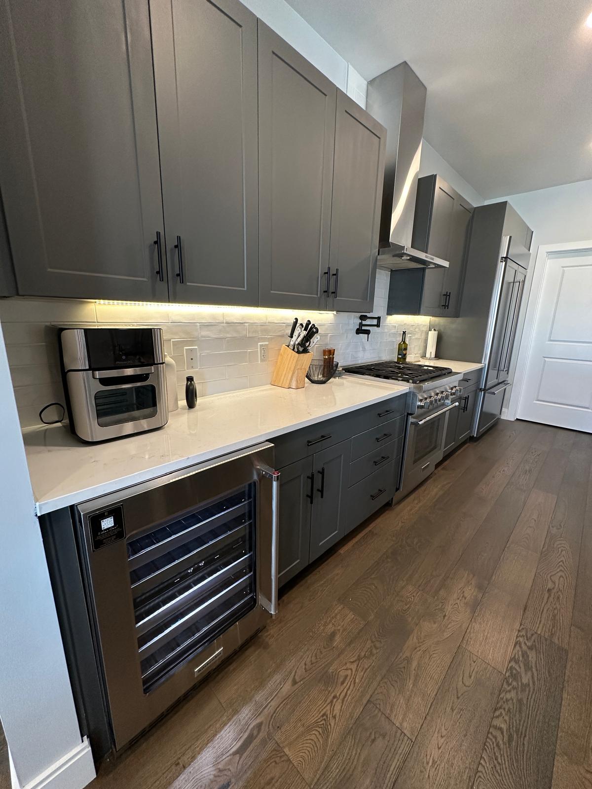 Air Fryer - Wine Fridge - Chef's Stove and Hood