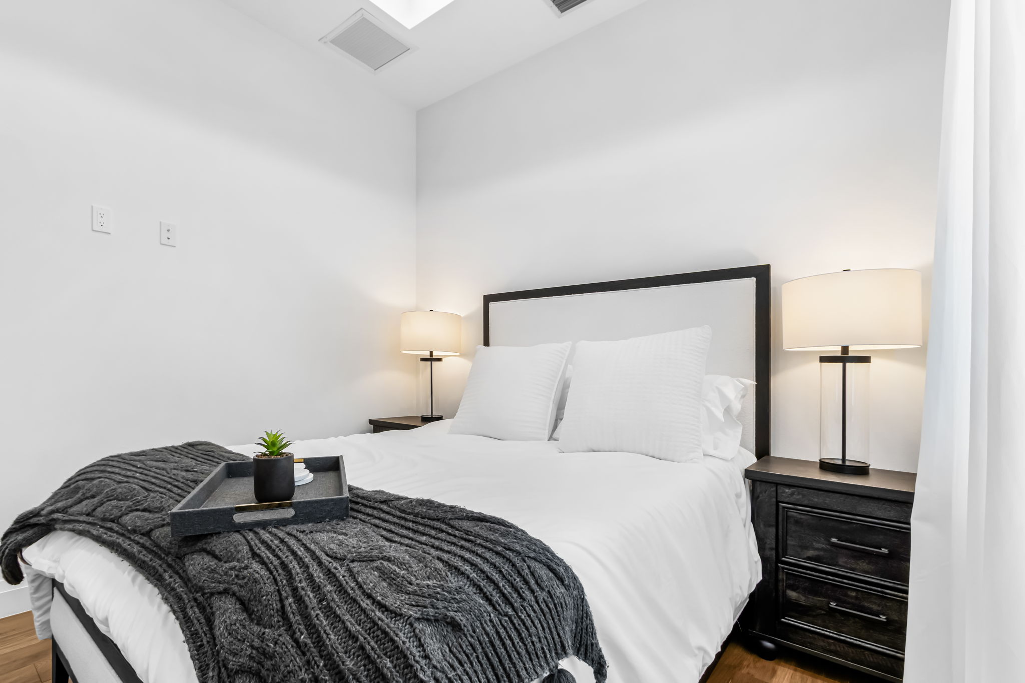 Bedroom 3 - Queen Bed