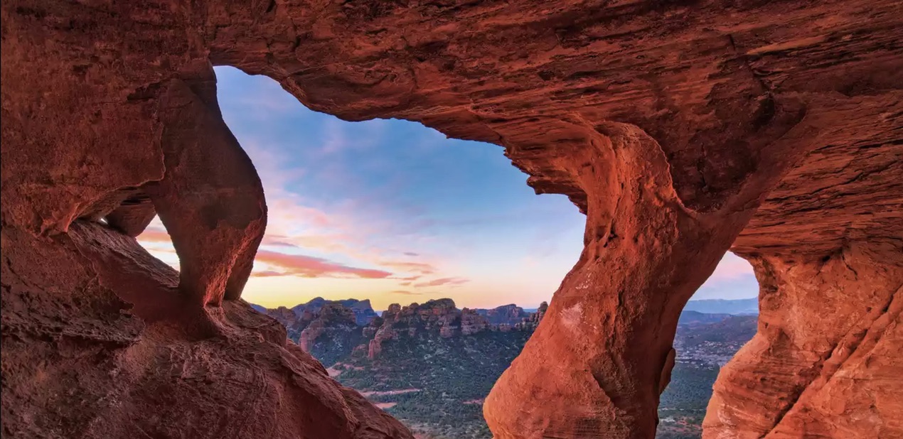 Spectacular red rock arch with sweeping views of Sedona