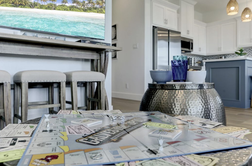 060588c3aa0c4b8bbffaa7b73a74d9c6 | Beachhouse | Texas | TX | Vacation Homes | Galveston | Crystal Beach | Kokomo | Breezy Days | Beachfront Elegance | Sunrise Serenity | Southern Sands Property Management, LLC