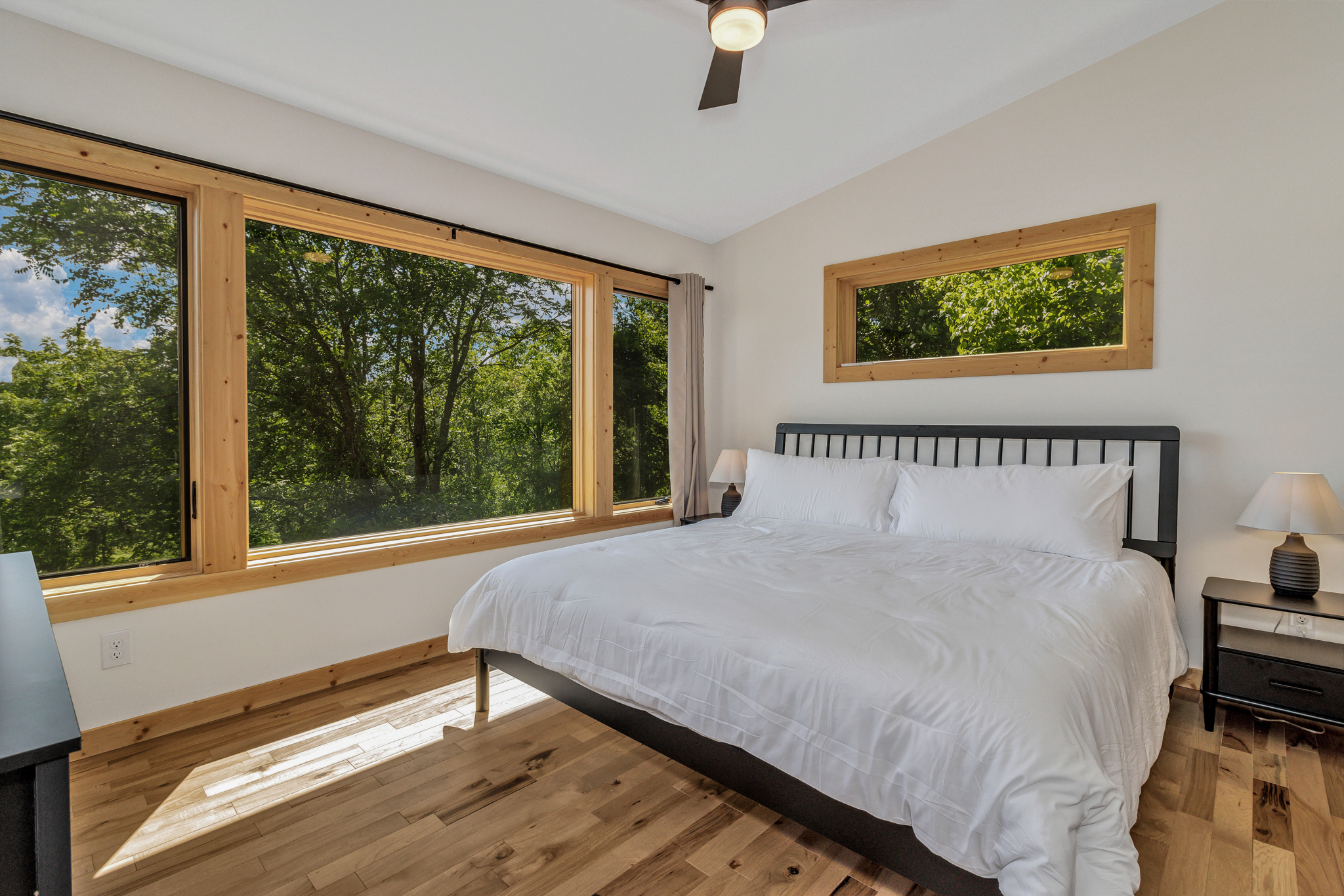 Primary Bedroom - King