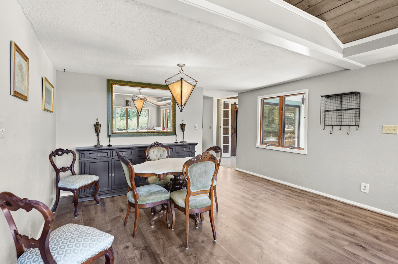 Elegant dining room for memorable meals