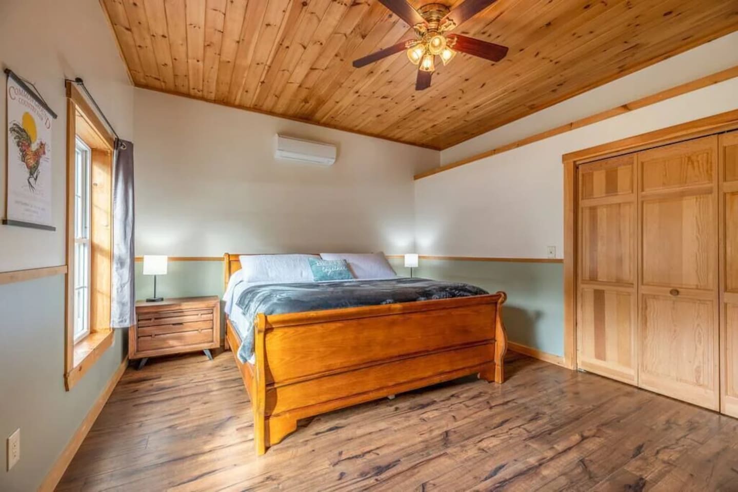 lakeside cabin rentals Maine