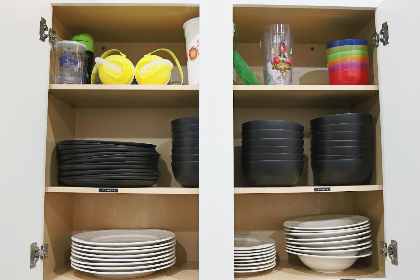 Substantial amount of both ceramic and plastic dishes