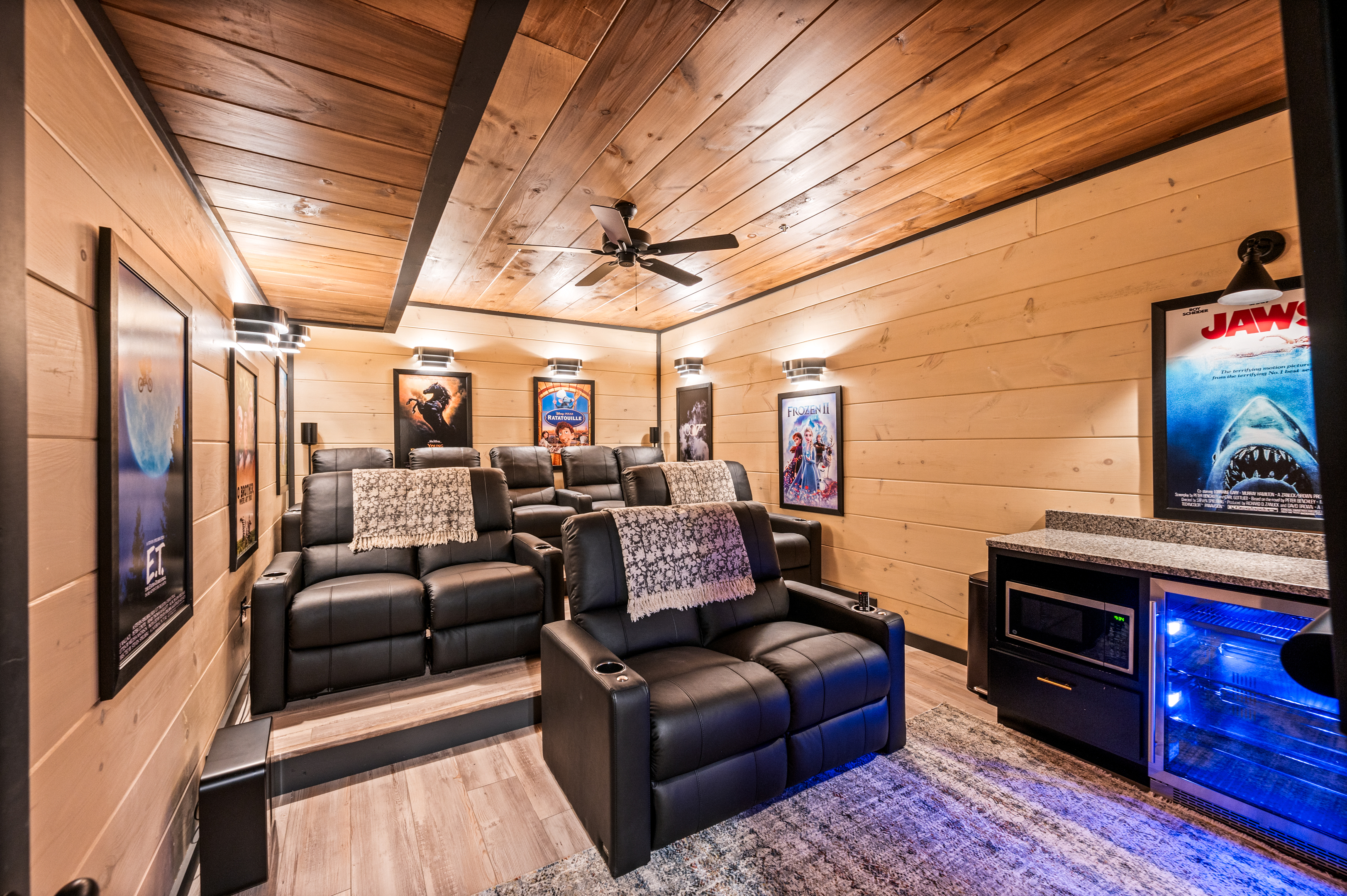 Enjoy an evening in at the movies. Netflix/HBO/Disney included!
