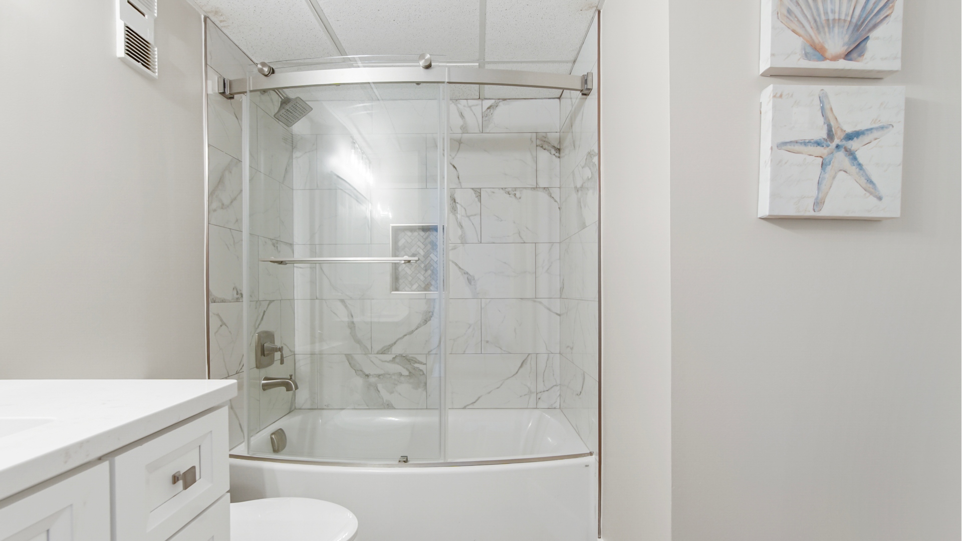 Second bathroom with tub/shower combo